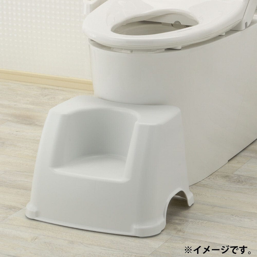 Richell - Toddler Potty Training Toilet Support Step Stool Baby Potties