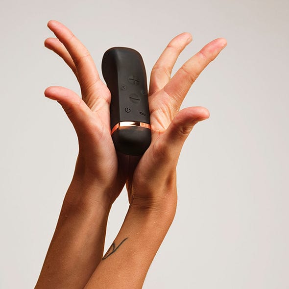 Handy - The Oh! Discreet Vibrator (Black) | CherryAffairs CherryAffairs.sg Handy - The Oh! Discreet Vibrator (Black) | CherryAffairs CherryAffairs.sg